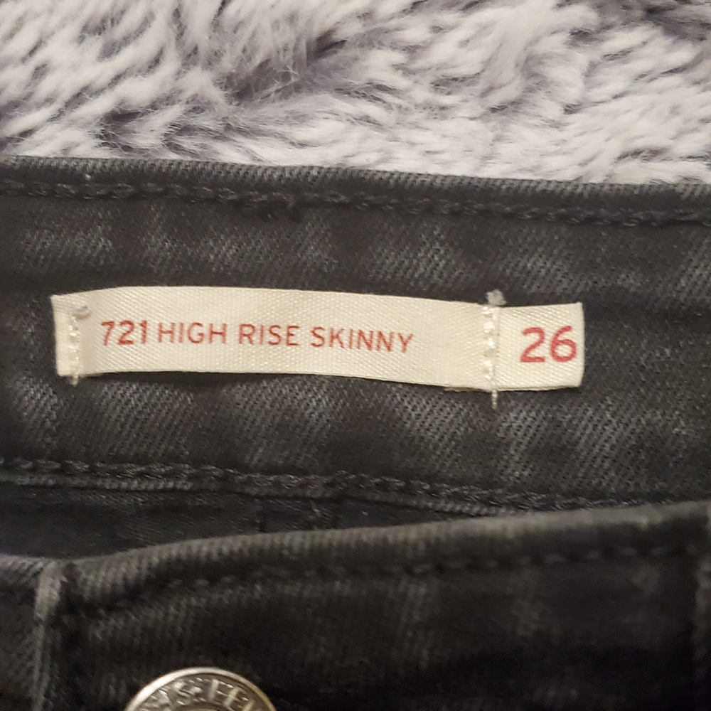 Levi's - Picture 6 of 6